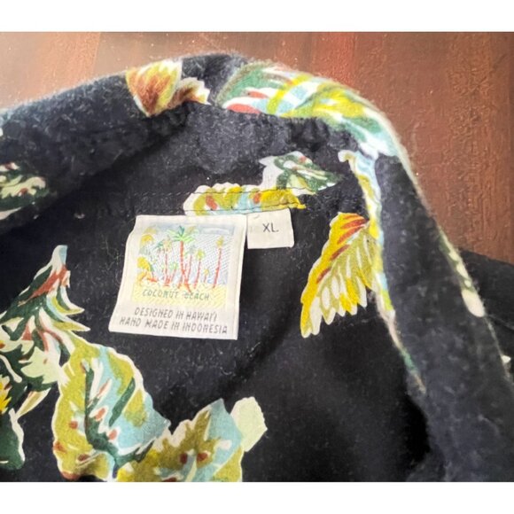 Coconut Beach Hawaiian Shirt Mens Size XL Vintage Palm Trees Button Down - Picture 3 of 7